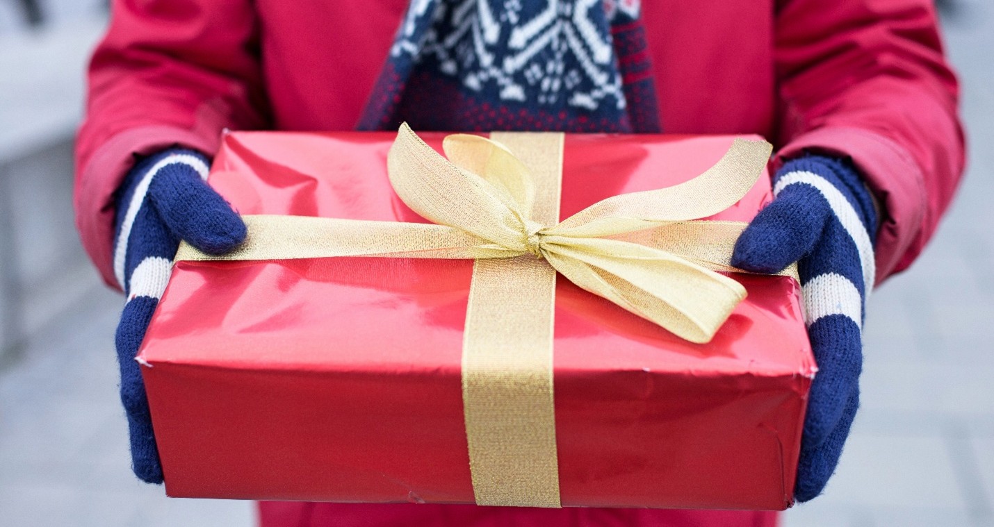 5 CX Tips for Creating Exceptional Holiday Experiences